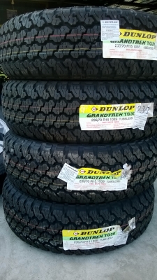 ขายยาง 235 70 15 DUNLOP ชุดละ11000