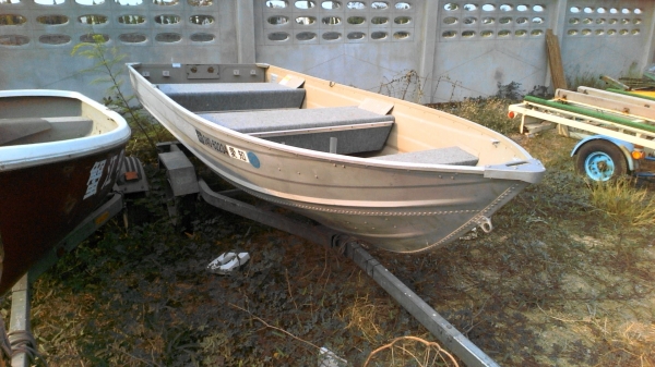 มาอีกแล้วครับ เรือ อลูมิเนียมท้อง v สภาพสวยครับ มาอีกแล้วครับ เรือ อลูมิเนียมท้อง v สภาพสวยครับ