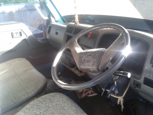 ขาย 6 ล้อฮีโน่ 130 HP 3000 cc ขาย 6 ล้อฮีโน่ 130 HP 3000 cc