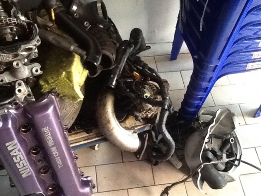 อะไหล่เครื่อง sr20det ขับหน้า avenir w10ครับ อะไหล่เครื่อง sr20det ขับหน้า avenir w10ครับ