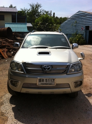 TOYOTA FORTUNER 3.0 V 4WD