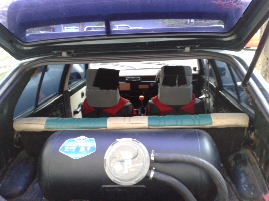 Mazda323, ไฟกลม 5เกียร์  แก๊สLPG