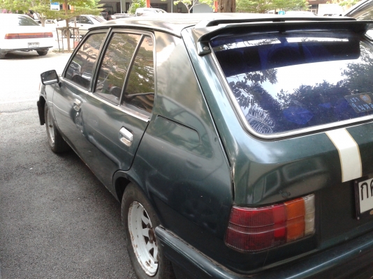 Mazda323, ไฟกลม 5เกียร์  แก๊สLPG