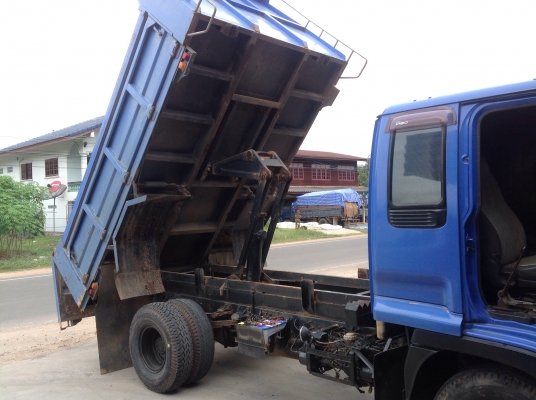 ขาย เด้กก้า. 210 แรง พวงมาลัยเพาเวอร์ เบรคทิฟฟี่. แอร์เย็น