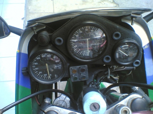 ขาย kR 150 เสื้อทอง อาร์มทอง ท่อ PDK ขาย kR 150 เสื้อทอง อาร์มทอง ท่อ PDK