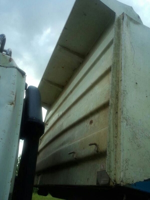 รถอีซูซุ 10 ล้อดั้ม FXZ 270 แรงม้า ปี 49 ( ขายแม่ , ลูก ) สนใจติดต่อ 081 - 6079515 รถอีซูซุ 10 ล้อดั้ม FXZ 270 แรงม้า ปี 49 ( ขายแม่ , ลูก ) สนใจติดต่อ 081 - 6079515