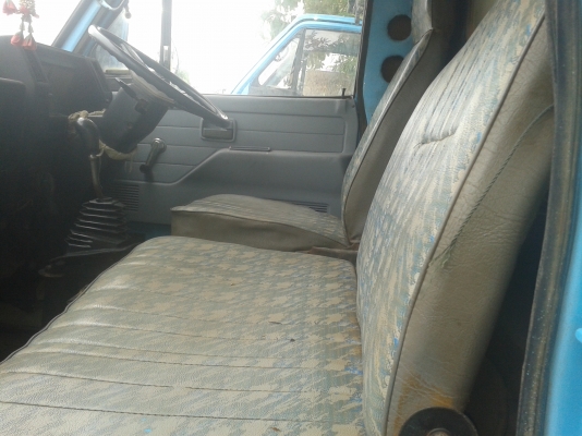 ขาย 6 ล้อ ISUZU NKR 110 แรง ดา วน์ 65000 บาทจัดแน้นได้ทุกจังหวัด) รถห้างแท้ เกียร์สั้น พวงมาลัยพาวเวอร์ เครื่องแห้ง แรงดี คัซซีสวย ภาษีไม่ขาด พร้อมโอน พร้อมใช้งานสุดๆ......... ขาย 6 ล้อ ISUZU NKR 110 แรง ดา วน์ 65000 บาทจัดแน้นได้ทุกจังหวัด) รถห้างแท้ เกียร์สั้น พวงมาลัยพาวเวอร์ เครื่องแห้ง แรงดี คัซซีสวย ภาษีไม่ขาด พร้อมโอน พร้อมใช้งานสุดๆ.........