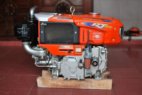 ขาย kubota RT100 Di เครื่องติดนิ่ม สภาพสวยพร้อมใช้ รับประกัน 2 เดือน ราคา 25000 บาท