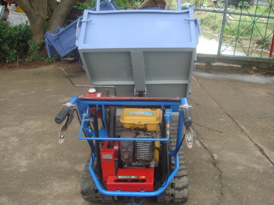 รถขนย้ายสินค้าเกษตร ยกไฮดรอลิคและปั้มฉีดยาเครื่องดีเซล