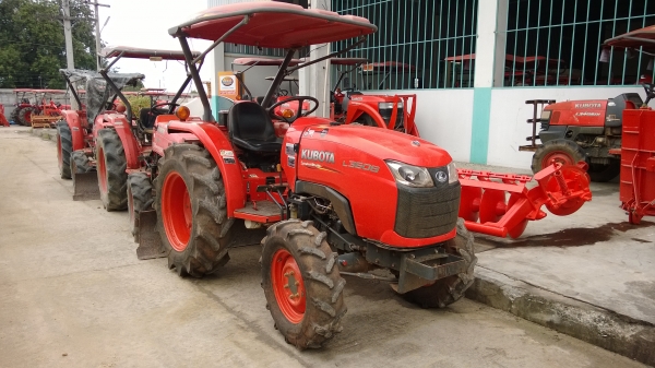 คูโบต้า 36 แรงม้าตามสภาพด่วน 10 คันเท่านั้น