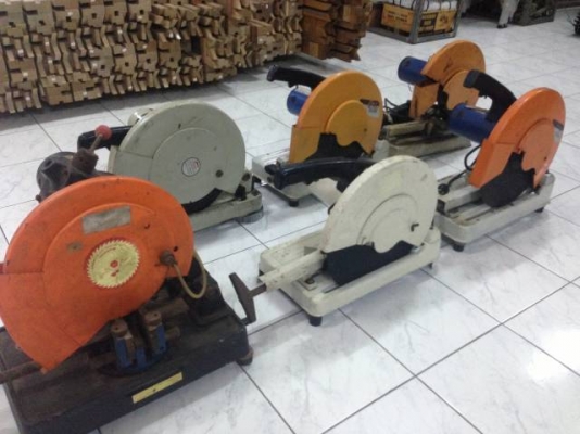 ขายเครื่องตัด 14 นิ้ว 6 ตัว 5000 บาท ติดต่อ 081-2990958