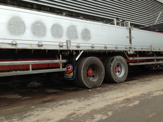 ขายนิสสัน 10 ล้อ