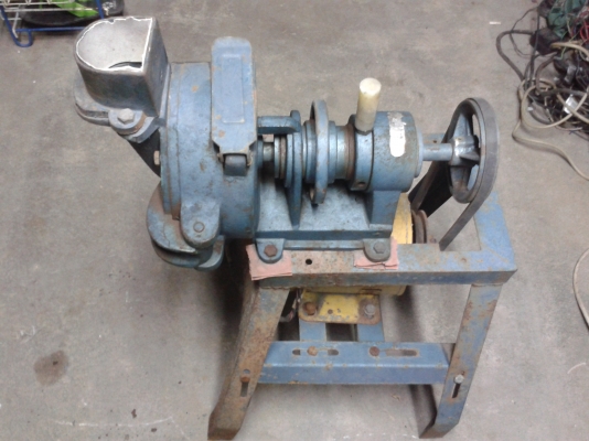 เครื่องบด MINCER ราคา  1800  ใช้ใด้ปรกติ