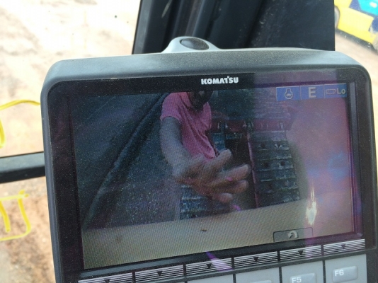 ขายรถแบคโฮ KOMATSU PC200-8 รถปี2009 ทำงาน 5พันกว่าชั่วโมง มีกล้องหลัง สภาพสวย นำเข้าจากญี่ปุ่น ติดต่อ 081-2990958