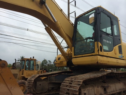 ขายรถแบคโฮ KOMATSU PC200-8 รถปี2009 ทำงาน 5พันกว่าชั่วโมง มีกล้องหลัง สภาพสวย นำเข้าจากญี่ปุ่น ติดต่อ 081-2990958