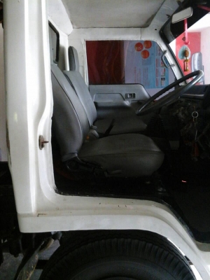 ขายด่วน!!!รถ 6ล้อดั๊ม มิตรซู เซนเตอร์ 115 แรง ปี47 รถสวยพร้อมใช้งานครับ