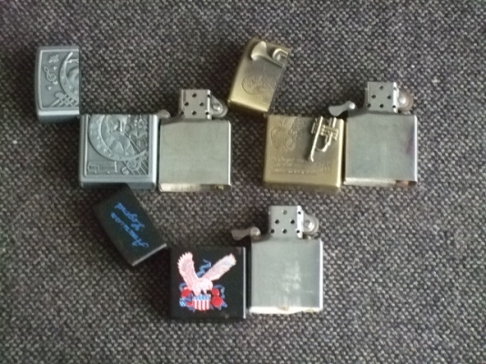 -ขายไฟแช็ค /มีด