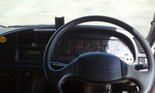 หัวเก๋ง 10 ล้อ ISUZU GIGA สภาพสวย อุปกรณ์ครบ