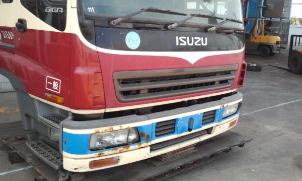 หัวเก๋ง 10 ล้อ ISUZU GIGA สภาพสวย อุปกรณ์ครบ