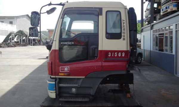 หัวเก๋ง 10 ล้อ ISUZU GIGA สภาพสวย อุปกรณ์ครบ