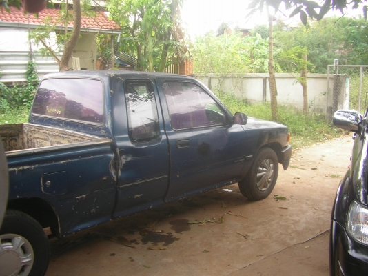 ขายไมตี้เอ็กปี33 เครื่อง2Lดีเชล 2500 เทอร์โบ พวงมาลัยเพาเวอร์