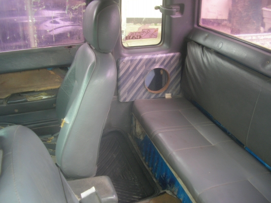 ขายไมตี้เอ็กปี33 เครื่อง2Lดีเชล 2500 เทอร์โบ พวงมาลัยเพาเวอร์