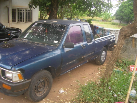 ขายไมตี้เอ็กปี33 เครื่อง2Lดีเชล 2500 เทอร์โบ พวงมาลัยเพาเวอร์