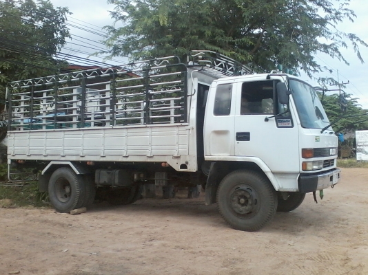 ขายหกล้อใหญ่ ISUZU 165แรง ยาว5เมตร สภาพสวยขั้นเทพ พร้อมใช้งานครับ ขายหกล้อใหญ่ ISUZU 165แรง ยาว5เมตร สภาพสวยขั้นเทพ พร้อมใช้งานครับ