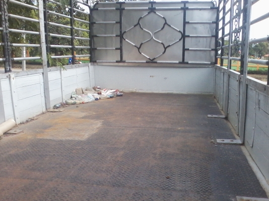 ขายหกล้อใหญ่ ISUZU 165แรง ยาว5เมตร สภาพสวยขั้นเทพ พร้อมใช้งานครับ ขายหกล้อใหญ่ ISUZU 165แรง ยาว5เมตร สภาพสวยขั้นเทพ พร้อมใช้งานครับ