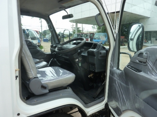 ขายรถนำเข้าญี่ปุ่นสภาพสวยพร้อมใช้ รถ 4ล้อพร้อมทะเบียนป้ายเล็กไม่ติดเวลา  ISUZU NKR ตาเพชร NGV