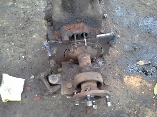 ขายเกียร์ISUZU ROCK 5 เกียร์ ทำสโลว