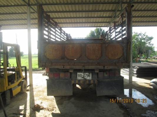 ต้องการขายรถบรรทุก 10 ล้อ หัวยาว เพลาเดียว