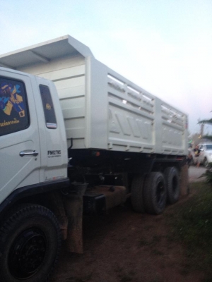 ขายรถ สิบล้อ Fuso 627m5  ปี 48มีระบบลากพ่วง ต่อดั้มมาใหม่ เอกสารพร้อมโอน