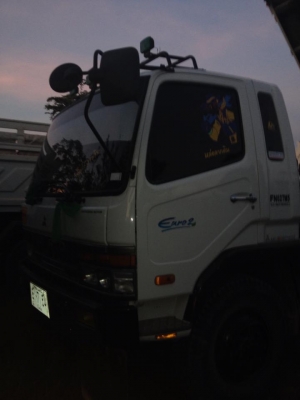 ขายรถ สิบล้อ Fuso 627m5  ปี 48มีระบบลากพ่วง ต่อดั้มมาใหม่ เอกสารพร้อมโอน