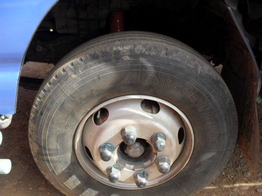 ISUZU NQR 150 แรง ปี 47 ยาว 4.30 เมตร