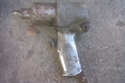 บ็อกลม japan 4หุนสภาพพร้อมใช้งานครับไม่รั่วครับแรงครับตีแจแปนญี่ปุ่นแท้ครับ  ขนาด 4 หุนครับราคานี้คุ้มครับ เบิกใหม่เจ็ดพันกว่าครับรุ่นนี้