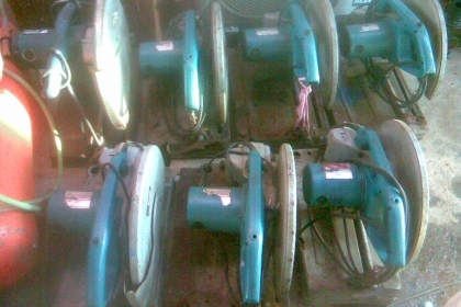 คลังไฟเบอร์มากีตา 14 นิ้วไฟเบอร์มากีตาครับเสียงนิ่มสภาพเดิมๆทุกตัวครับพร้อมใช้งานครับใช้ยาวครับรุ่นนี้ราคานี้คุ้มครับไม่ต้องเบิกใหม่ครับยี่ห้อเป็นประกันครับ