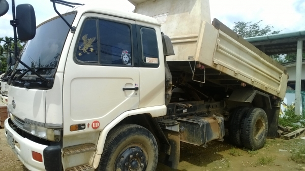 6ล้อดั้ม NISSAN UD 220 แรง PKB214EHRA  (มี2คัน )สวยๆ ดั้มสามมิตร