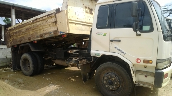 6ล้อดั้ม NISSAN UD 220 แรง PKB214EHRA  (มี2คัน )สวยๆ ดั้มสามมิตร