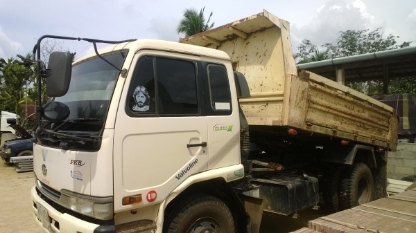 6ล้อดั้ม NISSAN UD 220 แรง PKB214EHRA  (มี2คัน )สวยๆ ดั้มสามมิตร
