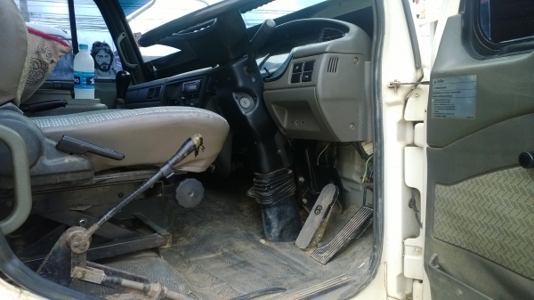 6ล้อดั้ม NISSAN UD 220 แรง PKB214EHRA  (มี2คัน )สวยๆ ดั้มสามมิตร