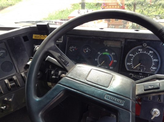 ขายหัวลากวอลโว่2เพลา360แรง