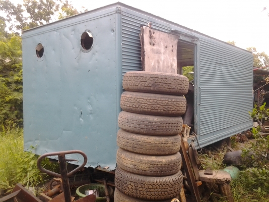 ขายตู้เก็บของมีล้อลาก เอาไว้เก็บของหรือทำตู้นอน ยาว 450 ราคา 22,000 บาท