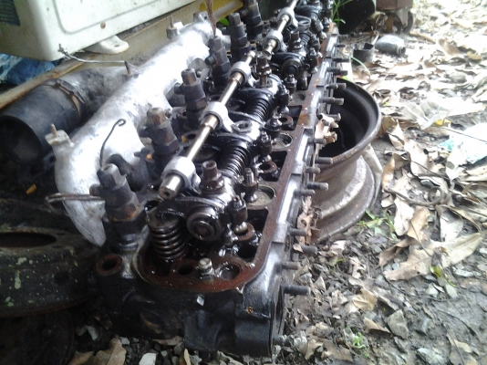 ขายฝาสูบเครื่อง ฮีโน่ 6 สูป E100 มีคริบครัมให้หมดเลย 2,500 บาท ขายฝาสูบเครื่อง ฮีโน่ 6 สูป E100 มีคริบครัมให้หมดเลย 2,500 บาท