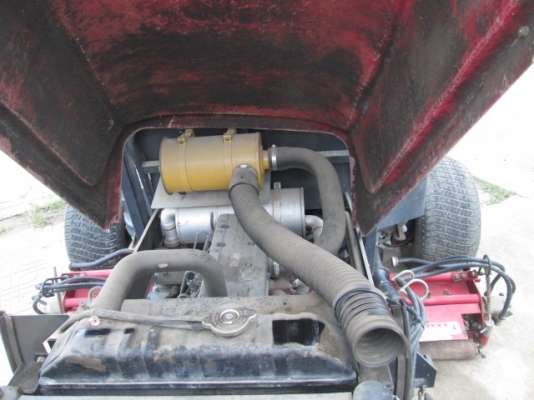 รถตัดหญ้าแบบนั่งขับ BARONESS LM560