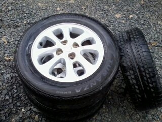 ขายแม็ก MITSUBISHI Lancer ขอบ 14 นิ้ว 4 รู แม็กมี 3 วงที่เหมือนกัน อีกวงเป็นอีกแบบขาย 2,500 บาท