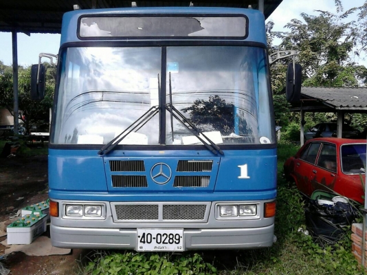ขายรถบัสแอร์ BENZ เครื่อง BENZ 136 แรงม้า เลขคัสซี WDB675274-6K-068935 ยาว 8 เมตร ราคา 280000 มี 2 คันให้เลือก