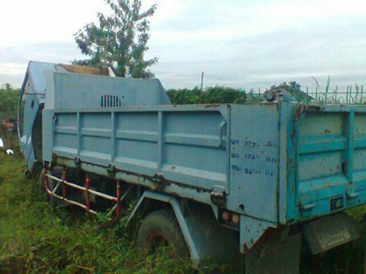 ขายรถดั๊ม ISUZU 6ล้อ เครื่อง 110 แรงม้า กระบะดั๊มยาว4เมตร