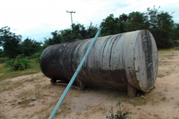 ขายด่วนถังนํ้าบรรจุ12000ลิตรสภาพพร้อมใช้งาน