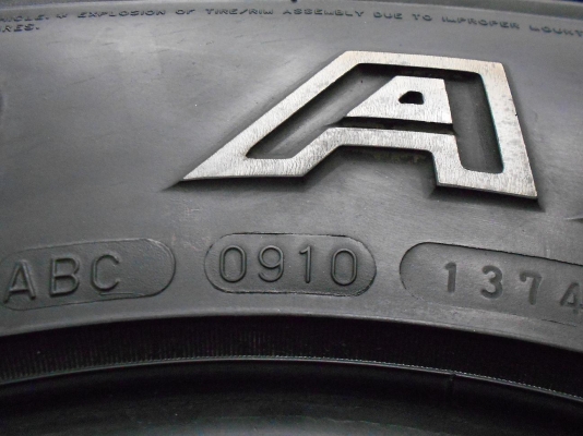 ขายยาง Maxxis Bravo 700 A/T 235/75/15 ปี 10 ดอกสวย ไม่มีปะ 1 ชุด/ใส่-ถ่วงฟรีค่ะ